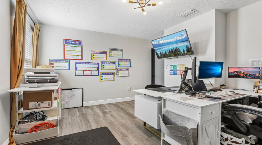Davenport, Florida 33837, 4 Bedroom Bedrooms, ,2 Bathroombathrooms,Residential,For Sale,Oak Bluff,0,Mfrtb8553962