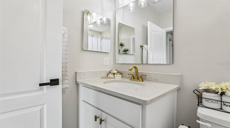 Davenport, Florida 33837, 4 Bedroom Bedrooms, ,2 Bathroombathrooms,Residential,For Sale,Oak Bluff,0,Mfrtb8553962