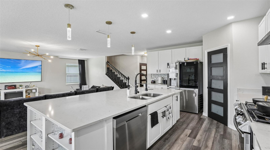 Davenport, Florida 33837, 4 Bedroom Bedrooms, ,2 Bathroombathrooms,Residential,For Sale,Oak Bluff,0,Mfrtb8553962