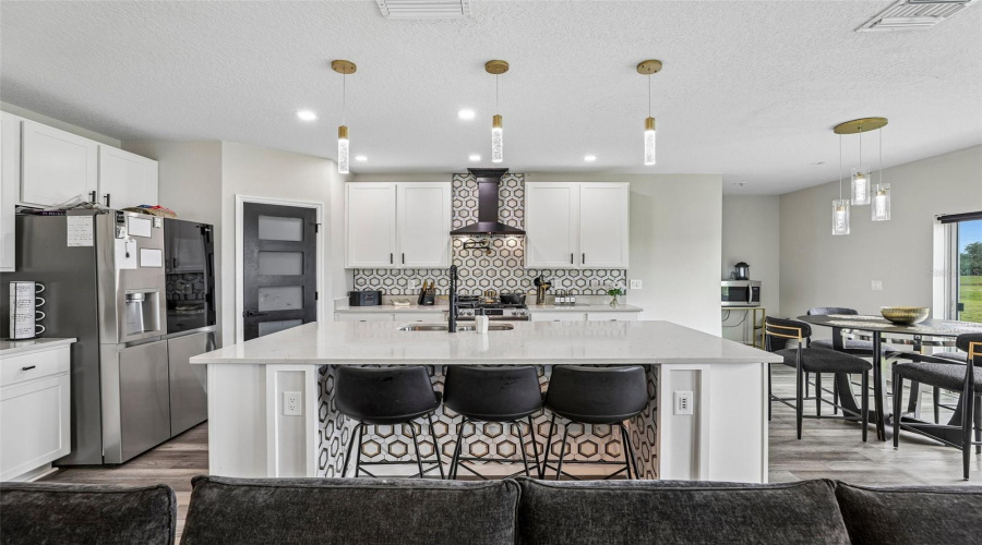 Davenport, Florida 33837, 4 Bedroom Bedrooms, ,2 Bathroombathrooms,Residential,For Sale,Oak Bluff,0,Mfrtb8553962