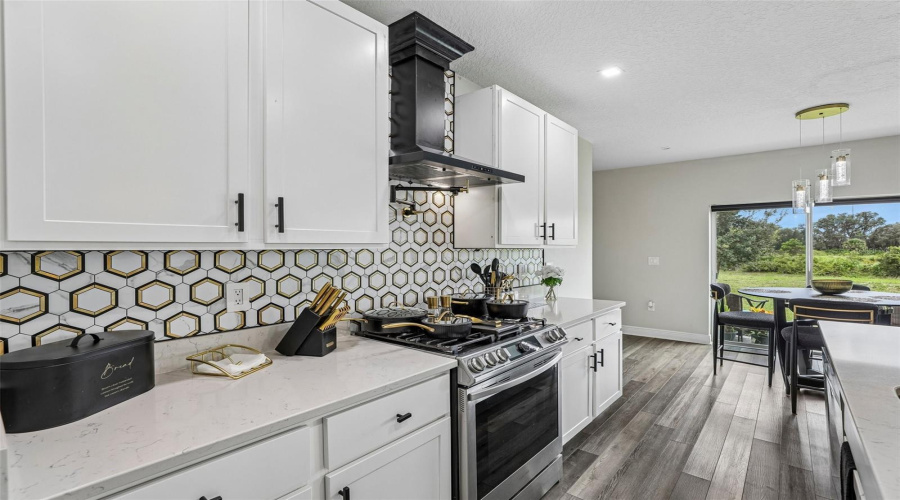 Davenport, Florida 33837, 4 Bedroom Bedrooms, ,2 Bathroombathrooms,Residential,For Sale,Oak Bluff,0,Mfrtb8553962