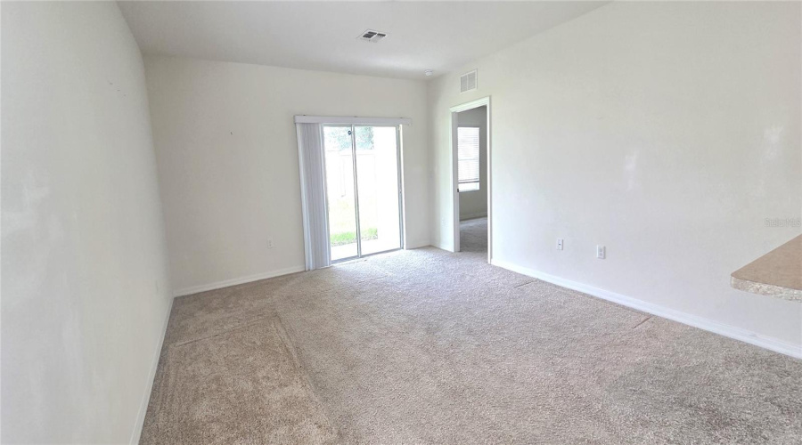 Davenport, Florida 33837, 3 Bedroom Bedrooms, ,2 Bathroombathrooms,Residential,For Sale,Eagleview,0,Mfrl4965495