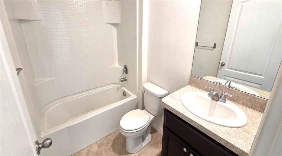 Davenport, Florida 33837, 3 Bedroom Bedrooms, ,2 Bathroombathrooms,Residential,For Sale,Eagleview,0,Mfrl4965495