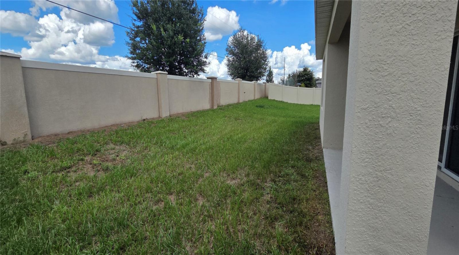 Davenport, Florida 33837, 3 Bedroom Bedrooms, ,2 Bathroombathrooms,Residential,For Sale,Eagleview,0,Mfrl4965495