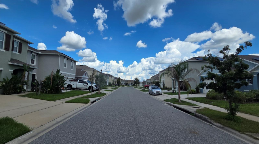 Davenport, Florida 33837, 3 Bedroom Bedrooms, ,2 Bathroombathrooms,Residential,For Sale,Eagleview,0,Mfrl4965495