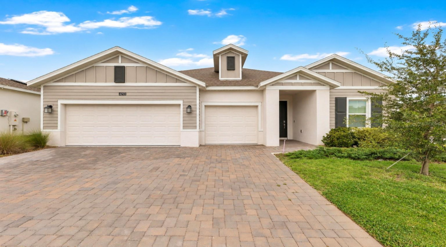 Davenport, Florida 33837, 4 Bedroom Bedrooms, ,3 Bathroombathrooms,Residential,For Sale,Eastminster,0,Mfro6446517