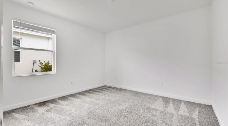 Davenport, Florida 33837, 4 Bedroom Bedrooms, ,3 Bathroombathrooms,Residential,For Sale,Eastminster,0,Mfro6446517