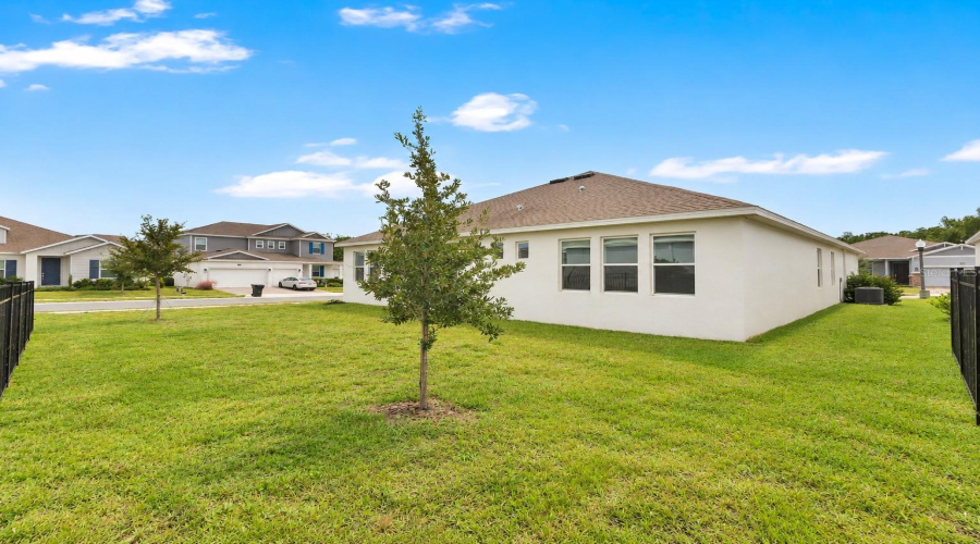 Davenport, Florida 33837, 4 Bedroom Bedrooms, ,3 Bathroombathrooms,Residential,For Sale,Eastminster,0,Mfro6446517