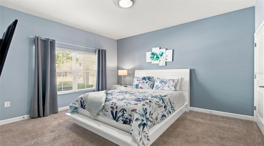 Davenport, Florida 33896, 4 Bedroom Bedrooms, ,3 Bathroombathrooms,Residential,For Sale,Stinger Dr,0,Mfrs5158716