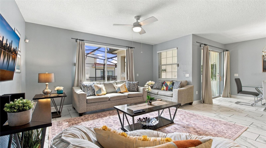 Davenport, Florida 33896, 4 Bedroom Bedrooms, ,3 Bathroombathrooms,Residential,For Sale,Stinger Dr,0,Mfrs5158716