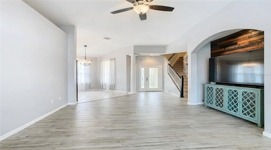 Davenport, Florida 33897, 5 Bedroom Bedrooms, ,4 Bathroombathrooms,Residential,For Sale,Calabay Parc,0,Mfrs5158662