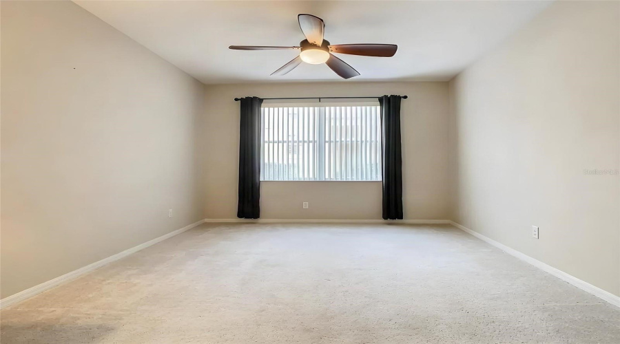 Flex/Den Room