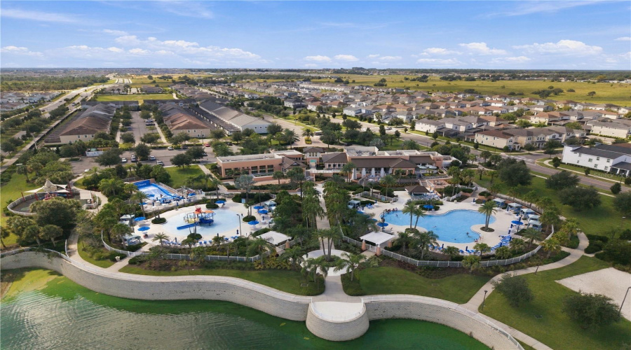 Kissimmee, Florida 34747, 5 Bedroom Bedrooms, ,4 Bathroombathrooms,Residential,For Sale,Fleming Mist,0,Mfro6446661