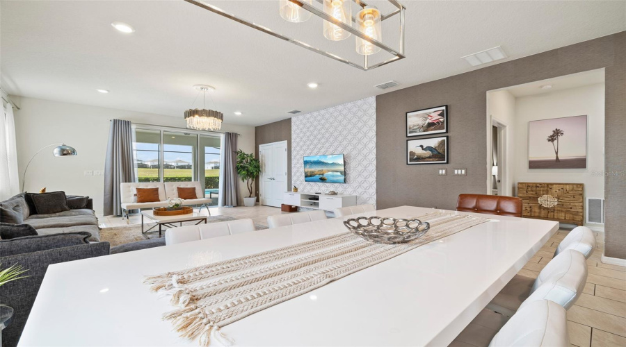 Davenport, Florida 33897, 7 Bedroom Bedrooms, ,5 Bathroombathrooms,Residential,For Sale,Aloha,0,Mfro6446555