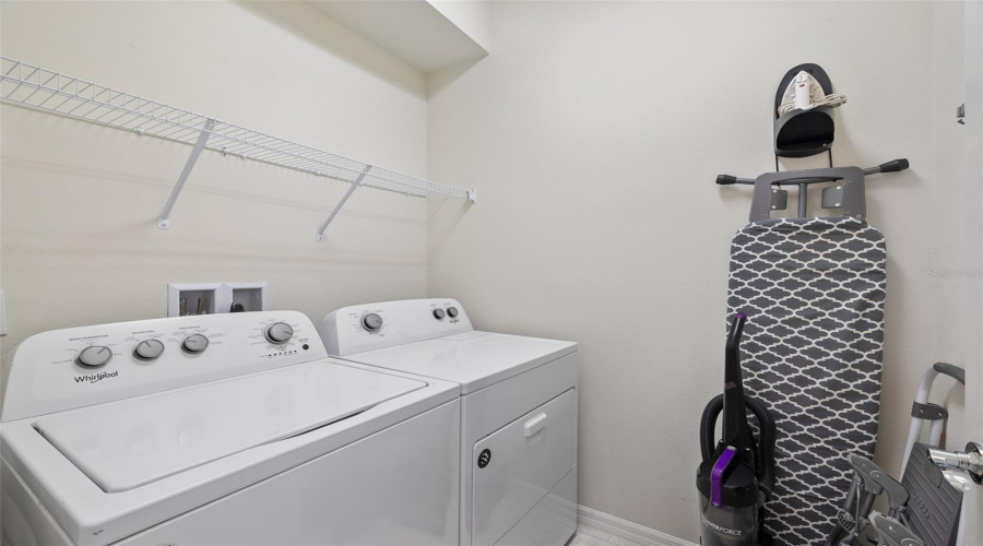 Davenport, Florida 33897, 7 Bedroom Bedrooms, ,5 Bathroombathrooms,Residential,For Sale,Aloha,0,Mfro6446555