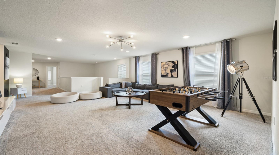Davenport, Florida 33897, 7 Bedroom Bedrooms, ,5 Bathroombathrooms,Residential,For Sale,Aloha,0,Mfro6446555