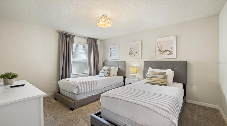 Davenport, Florida 33897, 7 Bedroom Bedrooms, ,5 Bathroombathrooms,Residential,For Sale,Aloha,0,Mfro6446555