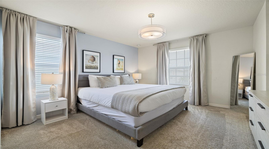 Davenport, Florida 33897, 7 Bedroom Bedrooms, ,5 Bathroombathrooms,Residential,For Sale,Aloha,0,Mfro6446555