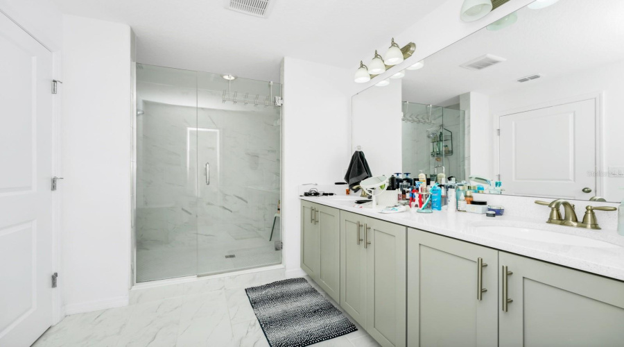 Davenport, Florida 33896, 3 Bedroom Bedrooms, ,2 Bathroombathrooms,Residential,For Sale,Benoi,0,Mfro6447014