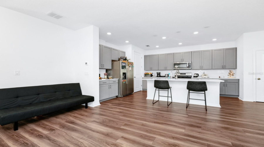 Davenport, Florida 33896, 3 Bedroom Bedrooms, ,2 Bathroombathrooms,Residential,For Sale,Benoi,0,Mfro6447014