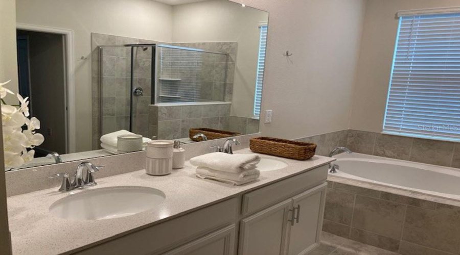 Davenport, Florida 33896, 3 Bedroom Bedrooms, ,2 Bathroombathrooms,Residential,For Sale,Challenge,0,Mfro6446394