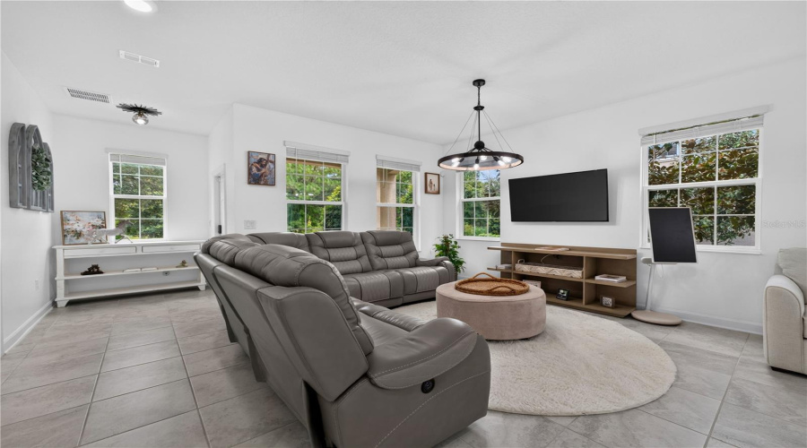 Davenport, Florida 33896, 5 Bedroom Bedrooms, ,3 Bathroombathrooms,Residential,For Sale,Shinnecock Hills,0,Mfrs5158381