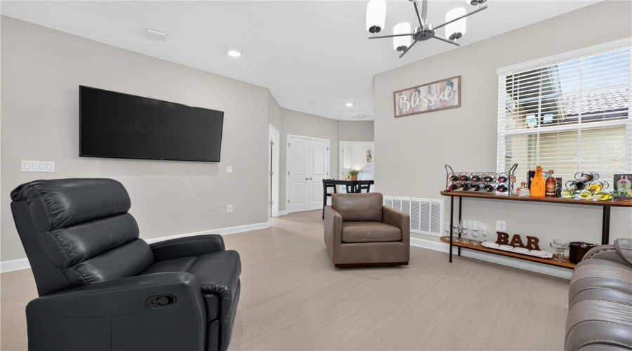 Davenport, Florida 33896, 5 Bedroom Bedrooms, ,3 Bathroombathrooms,Residential,For Sale,Shinnecock Hills,0,Mfrs5158381