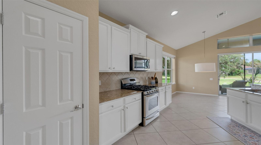 Davenport, Florida 33837, 3 Bedroom Bedrooms, ,3 Bathroombathrooms,Residential,For Sale,Del Sol,0,Mfrs5156781