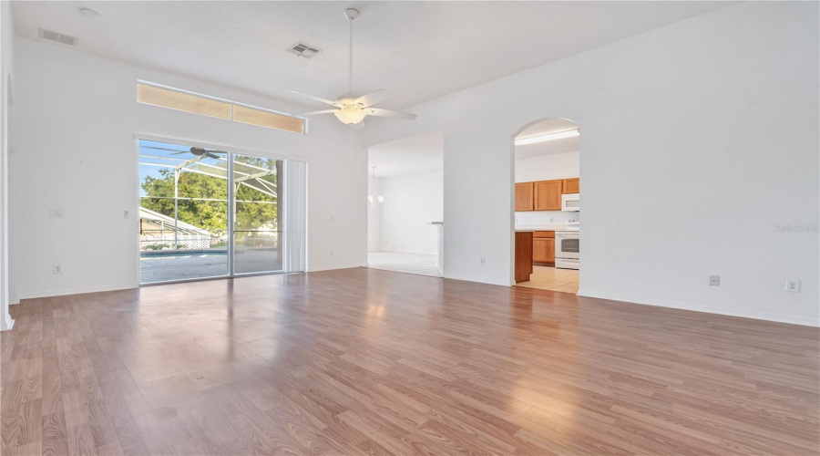 Davenport, Florida 33897, 4 Bedroom Bedrooms, ,3 Bathroombathrooms,Residential,For Sale,Herring,0,Mfro6446414