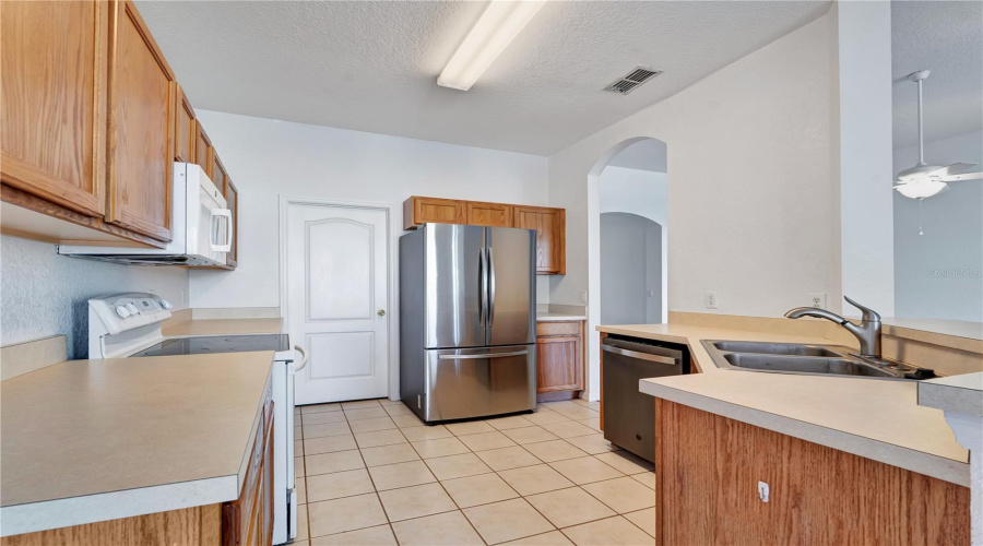 Davenport, Florida 33897, 4 Bedroom Bedrooms, ,3 Bathroombathrooms,Residential,For Sale,Herring,0,Mfro6446414