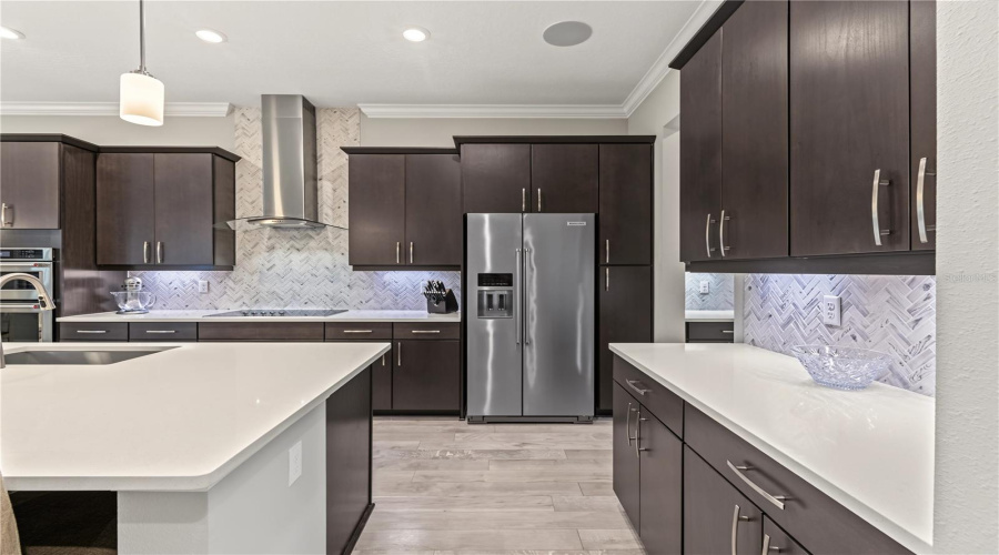 Orlando, Florida 32836, 4 Bedroom Bedrooms, ,3 Bathroombathrooms,Residential,For Sale,Ludington,0,Mfro6446386
