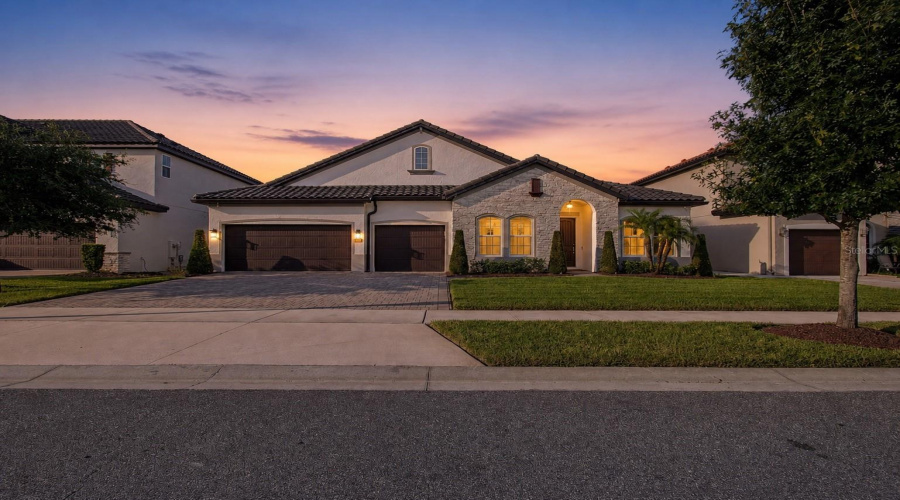 Orlando, Florida 32836, 4 Bedroom Bedrooms, ,3 Bathroombathrooms,Residential,For Sale,Ludington,0,Mfro6446386