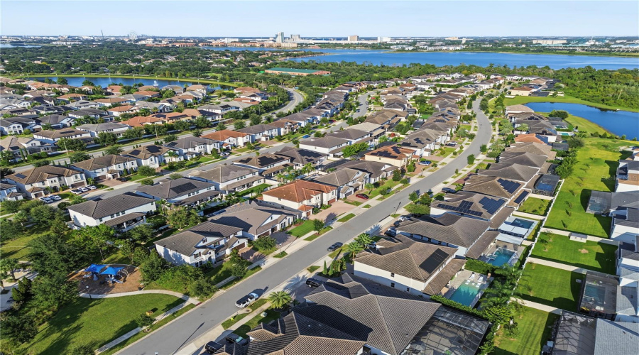 Orlando, Florida 32836, 4 Bedroom Bedrooms, ,3 Bathroombathrooms,Residential,For Sale,Ludington,0,Mfro6446386