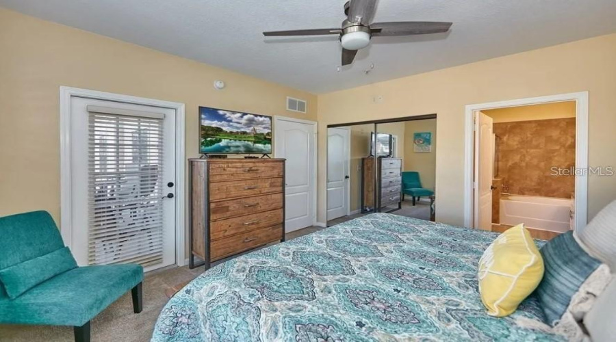 Davenport, Florida 33897, 4 Bedroom Bedrooms, ,3 Bathroombathrooms,Residential,For Sale,Charo,0,Mfro6446956