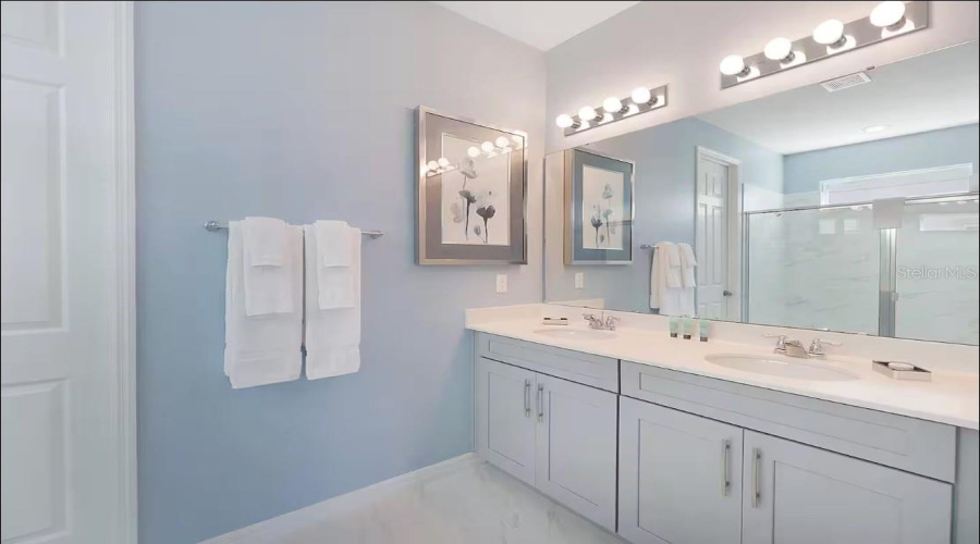 Kissimmee, Florida 34747, 9 Bedroom Bedrooms, ,6 Bathroombathrooms,Residential,For Sale,Caribbean View,0,Mfrs5158705