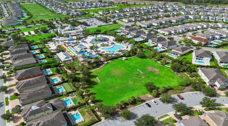 Kissimmee, Florida 34747, 6 Bedroom Bedrooms, ,6 Bathroombathrooms,Residential,For Sale,Brookhurst,0,Mfra4708368
