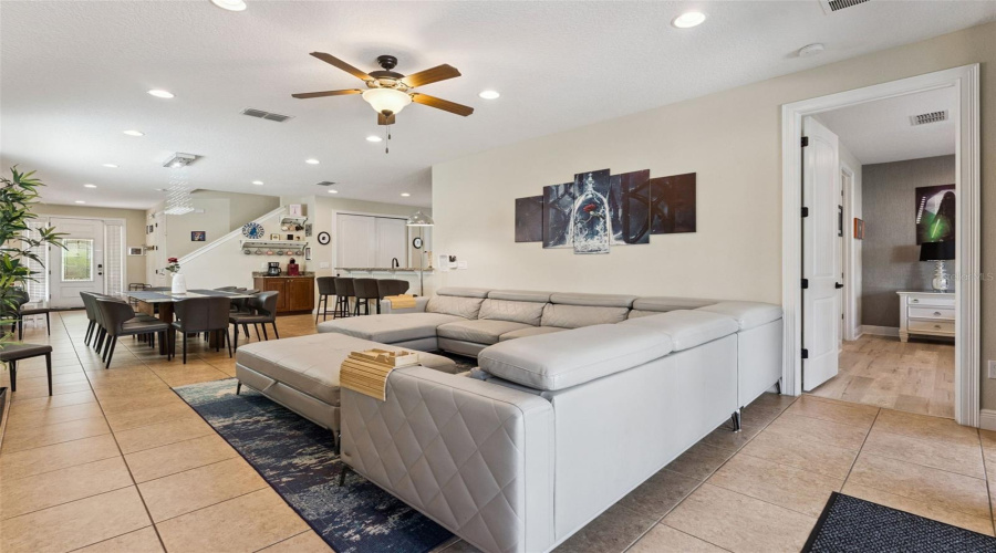 Kissimmee, Florida 34747, 6 Bedroom Bedrooms, ,6 Bathroombathrooms,Residential,For Sale,Brookhurst,0,Mfra4708368