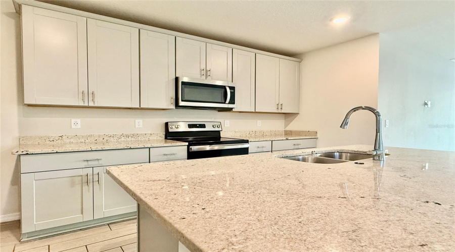 Davenport, Florida 33897, 4 Bedroom Bedrooms, ,2 Bathroombathrooms,Residential,For Sale,Bella Vista,0,Mfro6446944