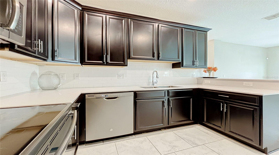 Davenport, Florida 33896, 2 Bedroom Bedrooms, ,2 Bathroombathrooms,Residential,For Sale,Quaker Ridge,0,Mfro6445481
