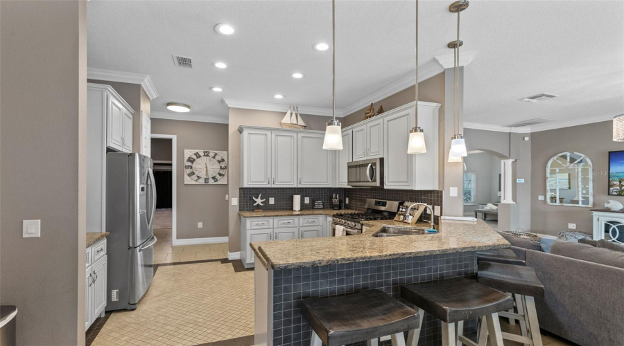 Kissimmee, Florida 34747, 5 Bedroom Bedrooms, ,3 Bathroombathrooms,Residential,For Sale,Plum Blossom,0,Mfro6445852