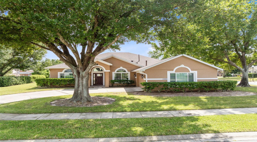 Kissimmee, Florida 34747, 5 Bedroom Bedrooms, ,3 Bathroombathrooms,Residential,For Sale,Plum Blossom,0,Mfro6445852