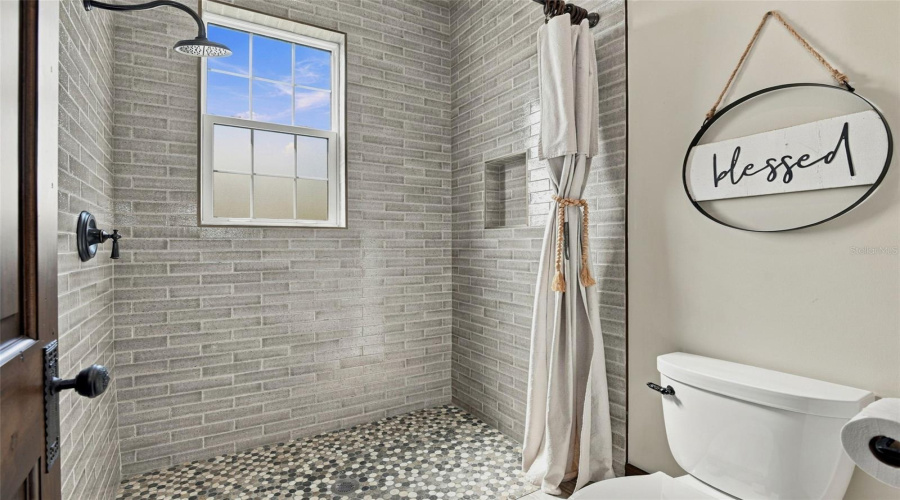 Full Size Shower