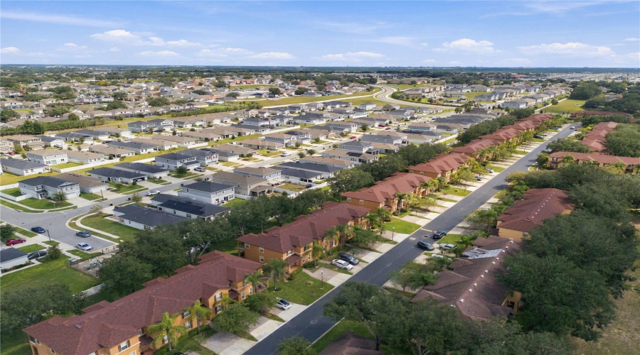 Davenport, Florida 33897, 4 Bedroom Bedrooms, ,3 Bathroombathrooms,Residential,For Sale,Calabria,0,Mfro6443476