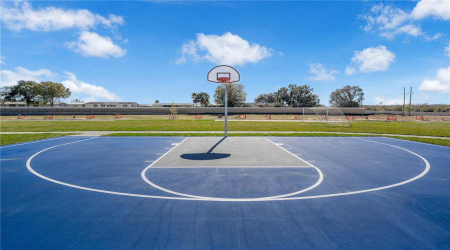 Davenport, Florida 33897, 3 Bedroom Bedrooms, ,2 Bathroombathrooms,Residential,For Sale,Cuban Royal Palm,0,Mfro6429867