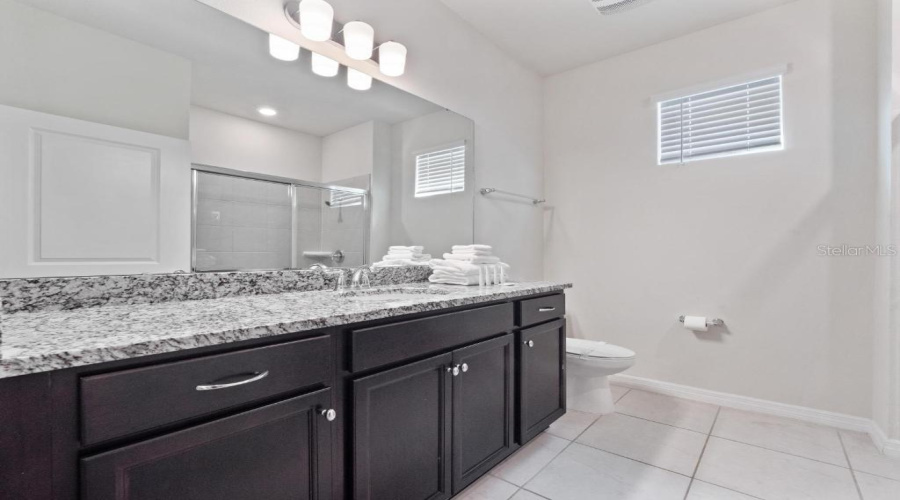Davenport, Florida 33897, 10 Bedroom Bedrooms, ,8 Bathroombathrooms,Residential,For Sale,Lana,0,Mfro6446810