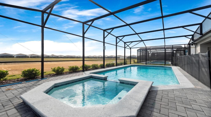 Davenport, Florida 33897, 10 Bedroom Bedrooms, ,8 Bathroombathrooms,Residential,For Sale,Lana,0,Mfro6446810
