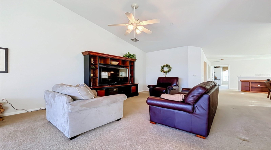 Davenport, Florida 33896, 2 Bedroom Bedrooms, ,2 Bathroombathrooms,Residential,For Sale,Romani,0,Mfrp4940025