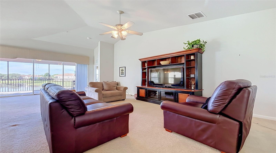 Davenport, Florida 33896, 2 Bedroom Bedrooms, ,2 Bathroombathrooms,Residential,For Sale,Romani,0,Mfrp4940025