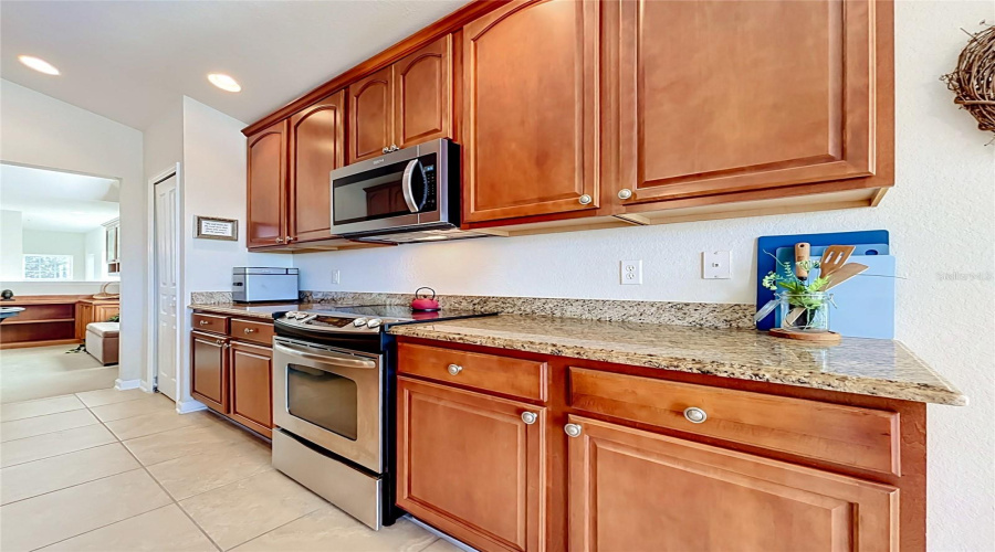 Davenport, Florida 33896, 2 Bedroom Bedrooms, ,2 Bathroombathrooms,Residential,For Sale,Romani,0,Mfrp4940025