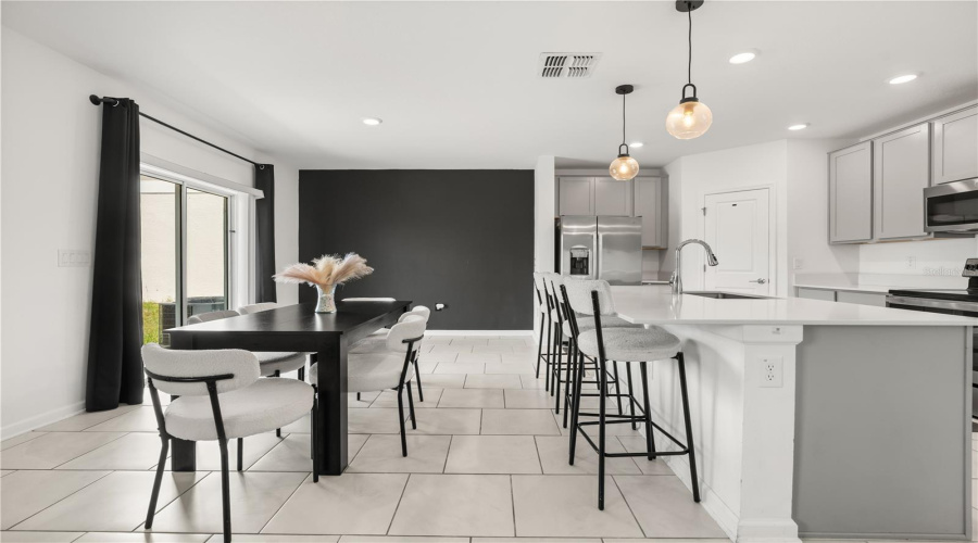 Kitchen/Dining